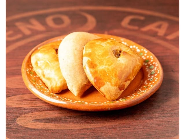 Empanada.